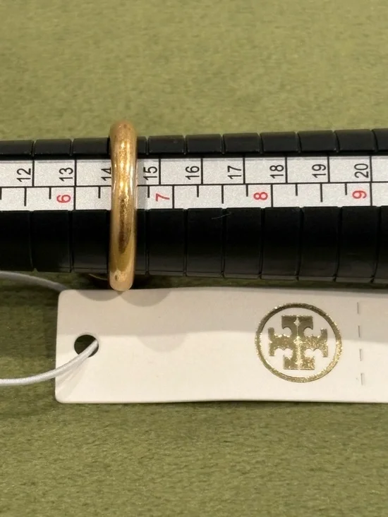 Tory Burch Gold Tone Ring with Blue Enamel Logo - Size 6.5 - Picture 3 of 3